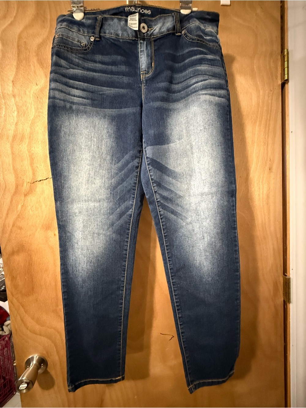 Maurices Women's Blue Faded Stretch Skinny Jeggings